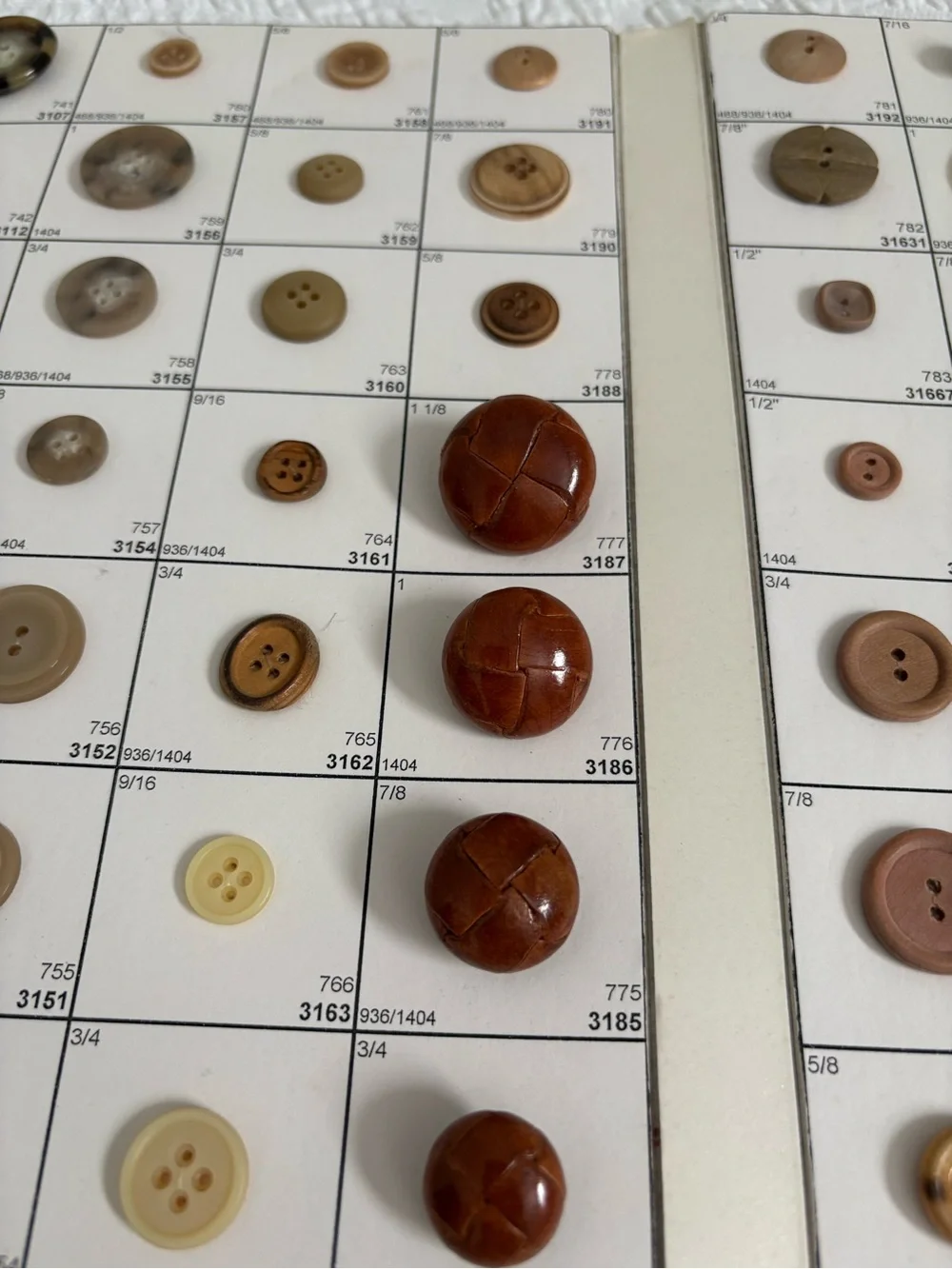 Vintage button collection salesman sample card yellow, leather, wood lot of  120